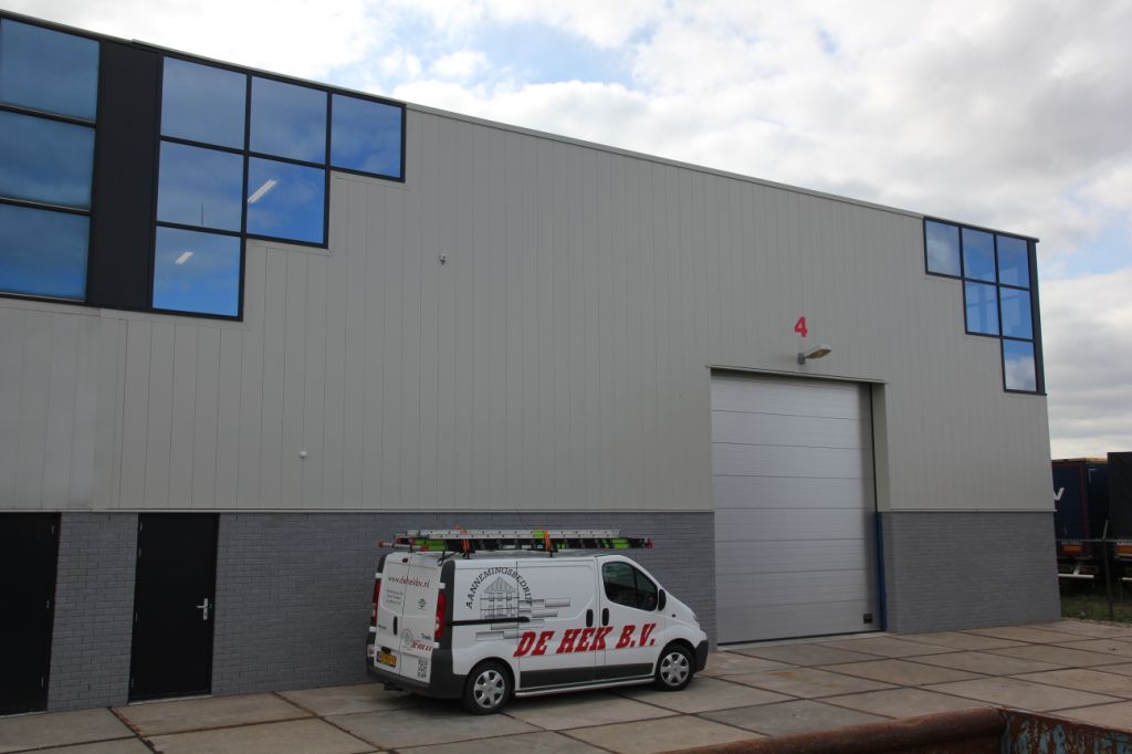 Metselwerk bedrijfsloods te s’ Gravendeel 